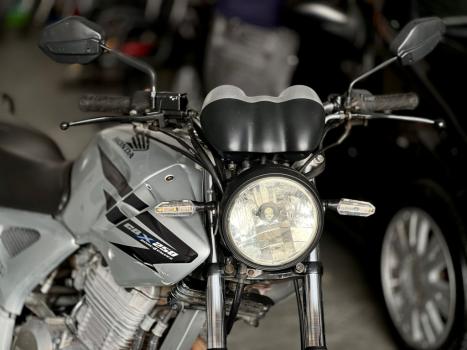 HONDA CBX Twister 250 , Foto 4