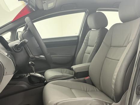 HONDA Civic 1.8 16V 4P FLEX LXS AUTOMTICO, Foto 15