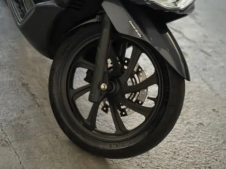 HONDA PCX 150 DLX, Foto 3