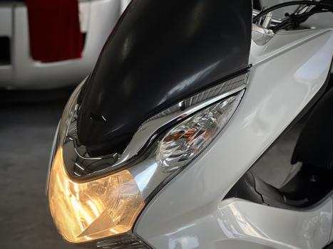 HONDA PCX 150 DLX, Foto 4
