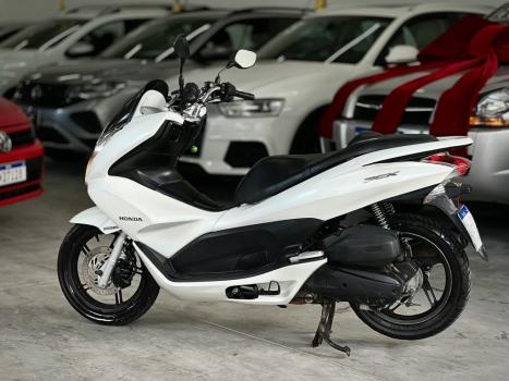HONDA PCX 150 DLX, Foto 2