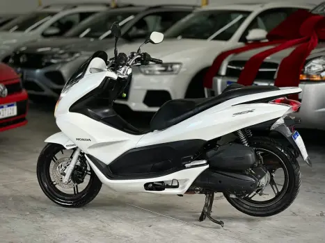 HONDA PCX 150 DLX, Foto 2
