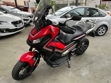 HONDA X-ADV 750 , Foto 3