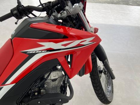 HONDA XR Tornado 250 , Foto 4
