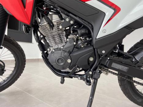 HONDA XR Tornado 250 , Foto 5