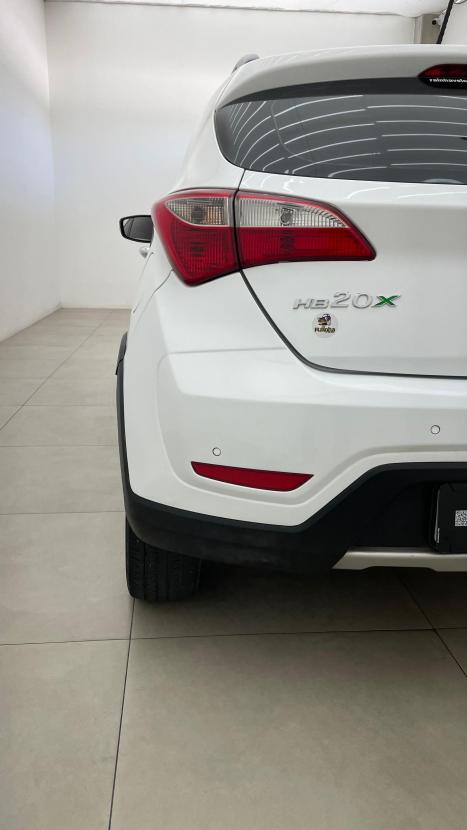 HYUNDAI HB 20 Hatch X 1.6 16V 4P PREMIUM FLEX AUTOMTICO, Foto 6