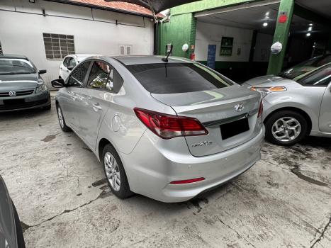 HYUNDAI HB 20 Sedan 1.6 16V 4P FLEX COMFORT PLUS AUTOMTICO, Foto 4