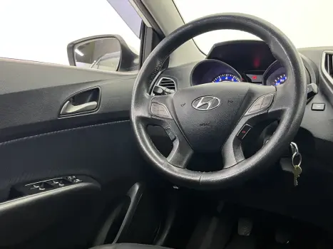 HYUNDAI HB 20 Sedan 1.6 16V 4P FLEX COMFORT PLUS, Foto 14