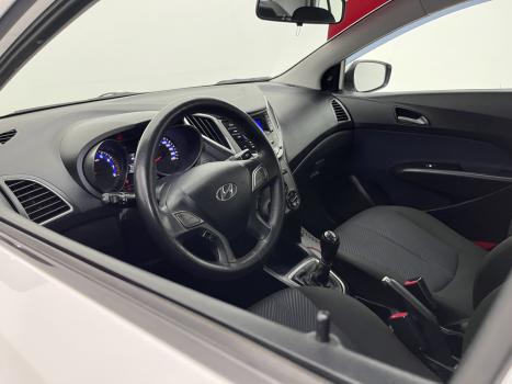 HYUNDAI HB 20 Sedan 1.6 16V 4P FLEX COMFORT PLUS, Foto 15