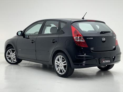 HYUNDAI I30 2.0 16V 4P, Foto 3