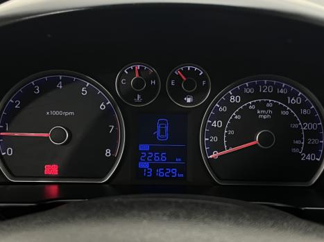 HYUNDAI I30 2.0 16V 4P, Foto 4