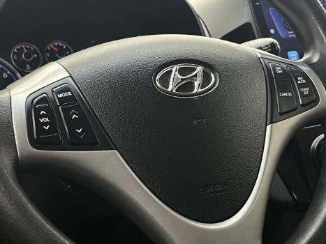 HYUNDAI I30 2.0 16V 4P, Foto 15