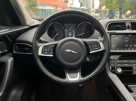 JAGUAR F-Pace 2.0 16V 4P AWD INGENIUM PRESTIGE TURBO AUTOMTICO, Foto 7