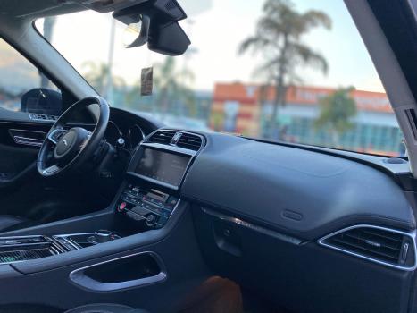 JAGUAR F-Pace 2.0 16V 4P AWD INGENIUM PRESTIGE TURBO AUTOMTICO, Foto 10