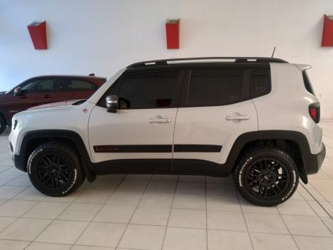 JEEP Renegade 2.0 16V 4P TURBO DIESEL TRAILHAWK 4X4 AUTOMTICO, Foto 4
