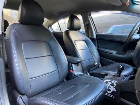KIA Cerato Sedan 1.6 16V 4P E.273 AUTOMTICO, Foto 10