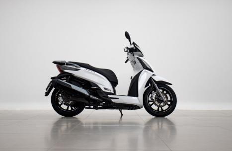 KYMCO People GT 300i ABS, Foto 1