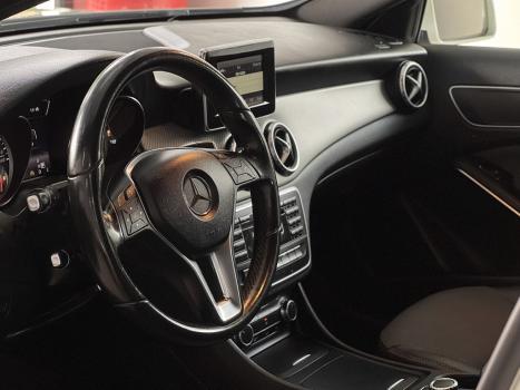 MERCEDES-BENZ GLA 200 1.6 16V 4P CGI STYLE TURBO AUTOMTICO, Foto 2