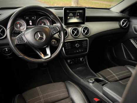 MERCEDES-BENZ GLA 200 1.6 16V 4P CGI STYLE TURBO AUTOMTICO, Foto 4
