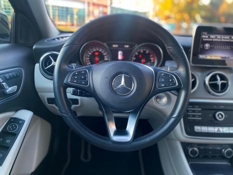 MERCEDES-BENZ GLA 200 1.6 16V 4P FLEX CGI NIGHT TURBO AUTOMTICO, Foto 11