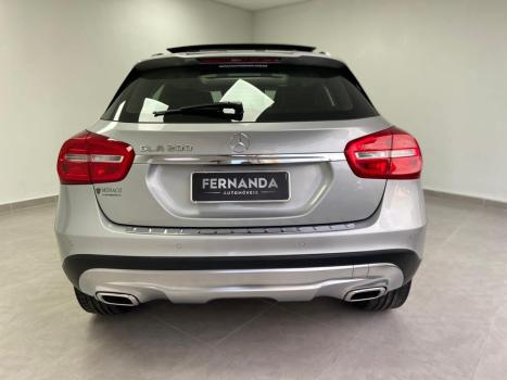 MERCEDES-BENZ GLA 200 1.6 16V 4P FLEX CGI ENDURO TURBO AUTOMTICO, Foto 4