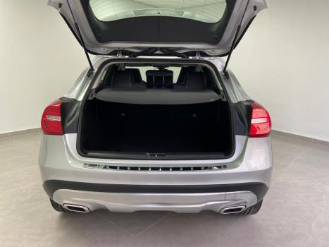 MERCEDES-BENZ GLA 200 1.6 16V 4P FLEX CGI ENDURO TURBO AUTOMTICO, Foto 15