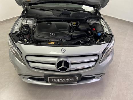 MERCEDES-BENZ GLA 200 1.6 16V 4P FLEX CGI ENDURO TURBO AUTOMTICO, Foto 16
