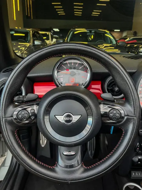 MINI Cooper 1.6 16V JOHN COOPER WORKS, Foto 3