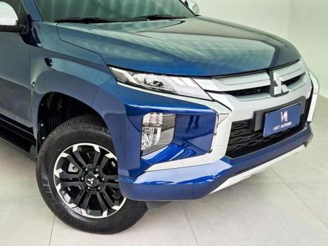 MITSUBISHI L 200 Triton 2.4 16V SPORT HPE 4X4 CABINE DUPLA TURBO DIESEL AUTOMTICO, Foto 2