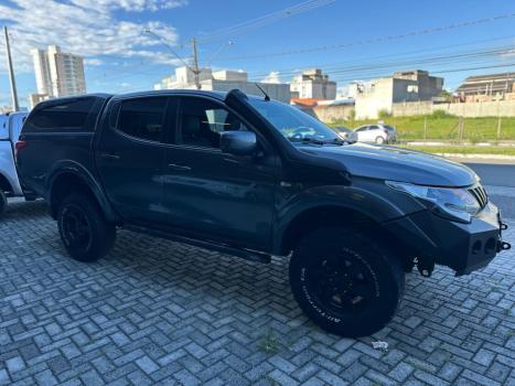 MITSUBISHI L 200 Triton 2.4 16V SPORT GLS CABINE DUPLA TURBO DIESEL AUTOMTICO, Foto 7