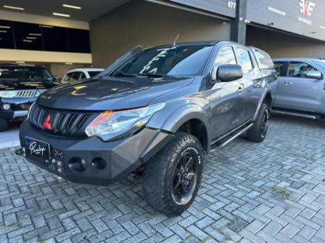 MITSUBISHI L 200 Triton 2.4 16V SPORT GLS CABINE DUPLA TURBO DIESEL AUTOMTICO, Foto 10