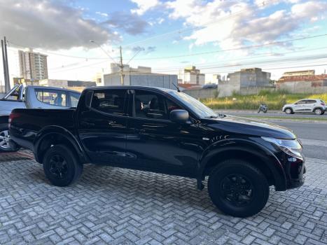 MITSUBISHI L 200 Triton 2.4 16V SPORT GLS CABINE DUPLA TURBO DIESEL, Foto 5