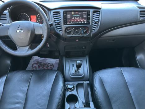 MITSUBISHI L 200 Triton 2.4 16V SPORT GLS CABINE DUPLA TURBO DIESEL, Foto 9