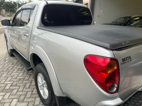 MITSUBISHI L 200 Triton 3.2 16V HPE 4X4 CABINE DUPLA TURBO DIESEL INTERCOOLER, Foto 11