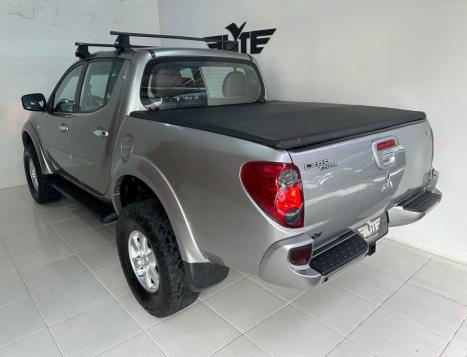 MITSUBISHI L 200 Triton 3.2 16V HPE 4X4 CABINE DUPLA TURBO DIESEL INTERCOOLER AUTOMTICO, Foto 3