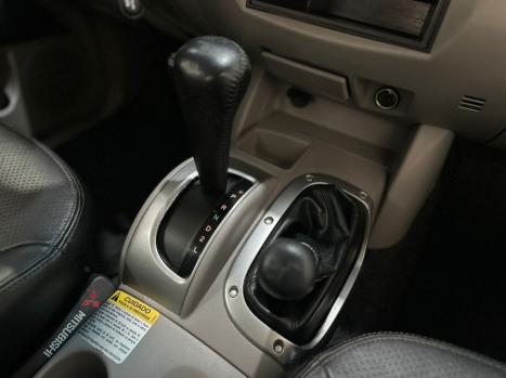 MITSUBISHI L 200 Triton 3.2 16V HPE 4X4 CABINE DUPLA TURBO DIESEL INTERCOOLER AUTOMTICO, Foto 9
