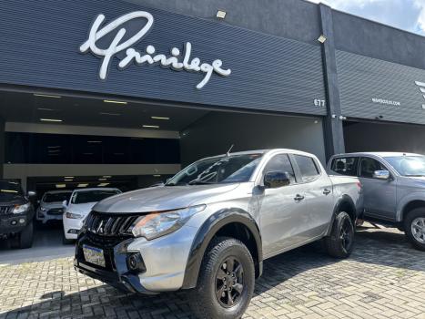 MITSUBISHI L 200 Triton 2.4 16V OUTDOOR HPE-S 4X4 CABINE DUPLA TURBO DIESEL AUTOMTICO, Foto 1