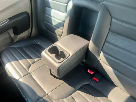 MITSUBISHI L 200 Triton 3.2 16V HPE 4X4 CABINE DUPLA TURBO DIESEL INTERCOOLER AUTOMTICO, Foto 13