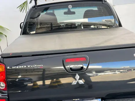 MITSUBISHI L 200 Triton 3.2 16V HPE 4X4 CABINE DUPLA TURBO DIESEL INTERCOOLER AUTOMTICO, Foto 16
