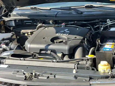 MITSUBISHI L 200 Triton 3.2 16V HPE 4X4 CABINE DUPLA TURBO DIESEL INTERCOOLER AUTOMTICO, Foto 24