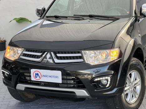MITSUBISHI L 200 Triton 3.2 16V HPE 4X4 CABINE DUPLA TURBO DIESEL INTERCOOLER AUTOMTICO, Foto 2