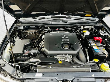 MITSUBISHI L 200 Triton 3.2 16V HPE 4X4 CABINE DUPLA TURBO DIESEL INTERCOOLER AUTOMTICO, Foto 18