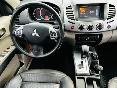 MITSUBISHI L 200 Triton 3.2 16V HPE 4X4 CABINE DUPLA TURBO DIESEL INTERCOOLER AUTOMTICO, Foto 23