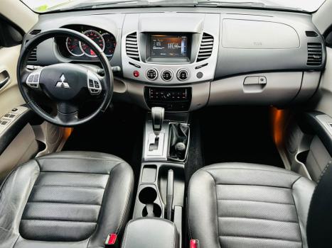 MITSUBISHI L 200 Triton 3.2 16V HPE 4X4 CABINE DUPLA TURBO DIESEL INTERCOOLER AUTOMTICO, Foto 26