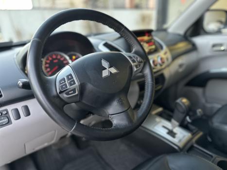 MITSUBISHI L 200 Triton 3.2 16V HPE 4X4 CABINE DUPLA TURBO DIESEL INTERCOOLER, Foto 4