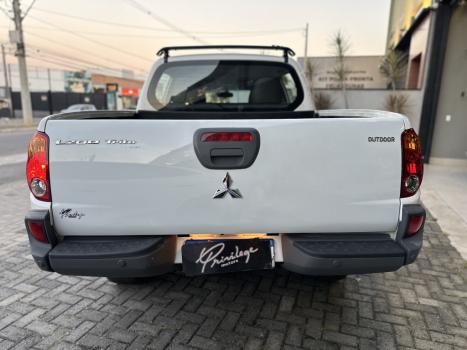 MITSUBISHI L 200 Triton 3.2 16V HPE 4X4 CABINE DUPLA TURBO DIESEL INTERCOOLER, Foto 6
