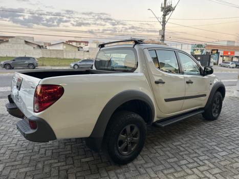 MITSUBISHI L 200 Triton 3.2 16V HPE 4X4 CABINE DUPLA TURBO DIESEL INTERCOOLER, Foto 10