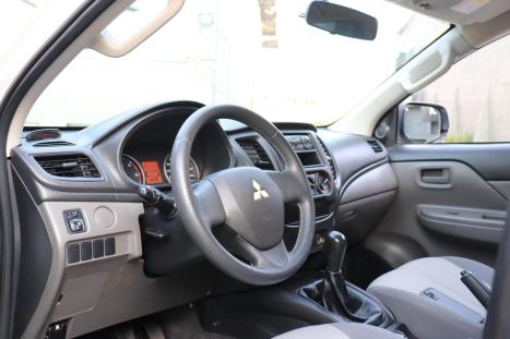 MITSUBISHI L 200 Triton 2.4 16V SPORT GLX 4X4 CABINE DUPLA TURBO DIESEL, Foto 11