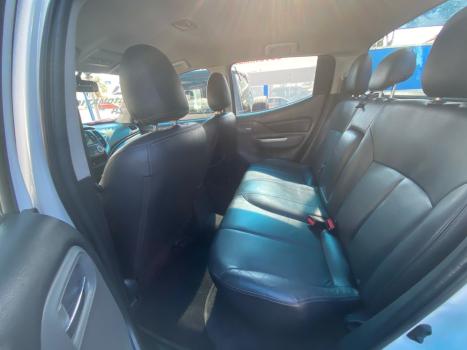 MITSUBISHI L 200 Triton , Foto 8