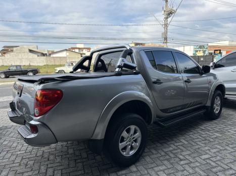 MITSUBISHI L 200 Triton 2.4 16V FLEX HLS CABINE DUPLA, Foto 7